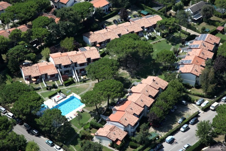 Villaggio ANNA ***