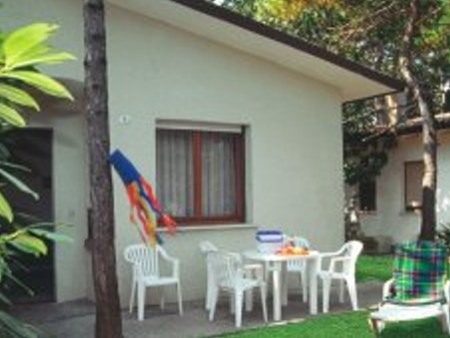 Villa USIGNOLO ***
