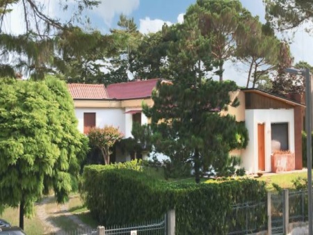 Villa TRE PINI **