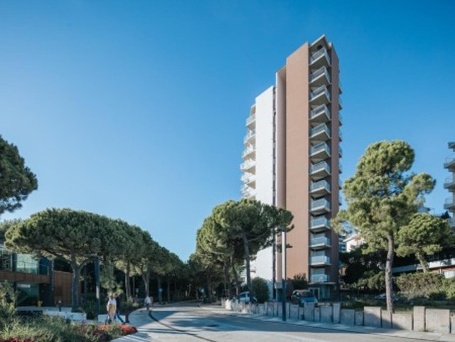 Residence BIANCO NERO ***