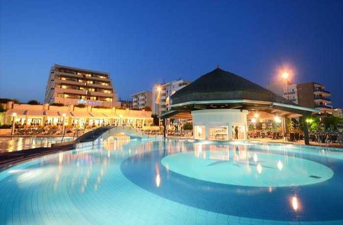 HOTEL SAVOY BEACH *****