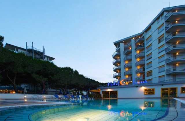 HOTEL LUNA ****