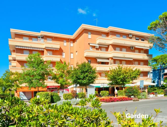 Apartmány PINEDA BEACH ***