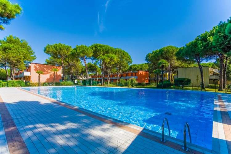 Villaggio WHITE STAR ***